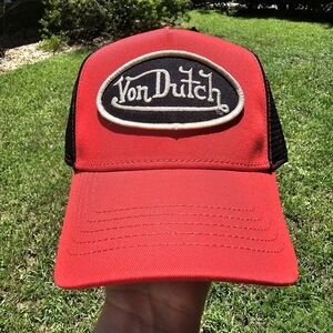 NWT Von Dutch Red Trucker Hat